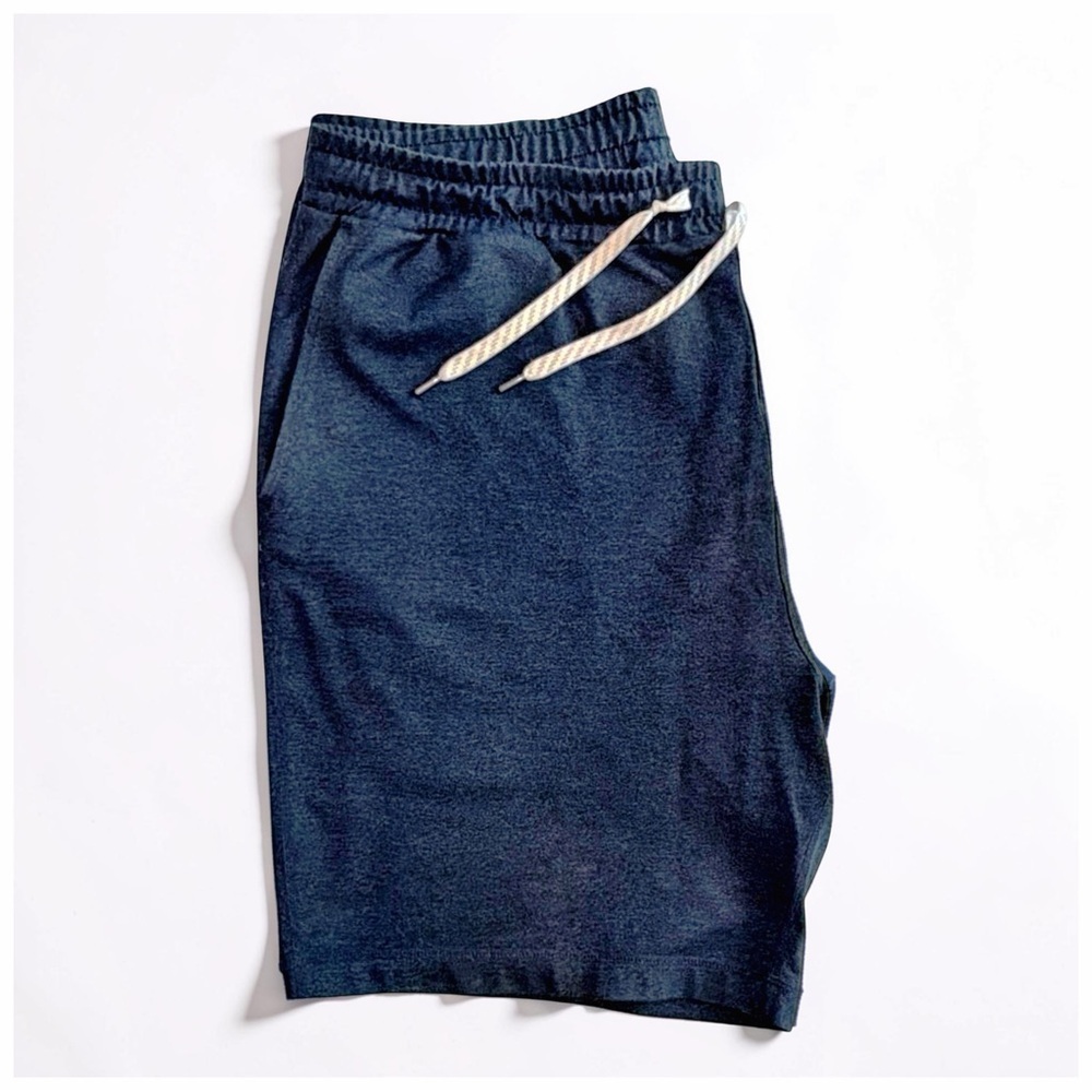 Vuori Men's Performance Athletic Shorts | Navy | Stretch | XL | NWOT - Picture 4 of 11